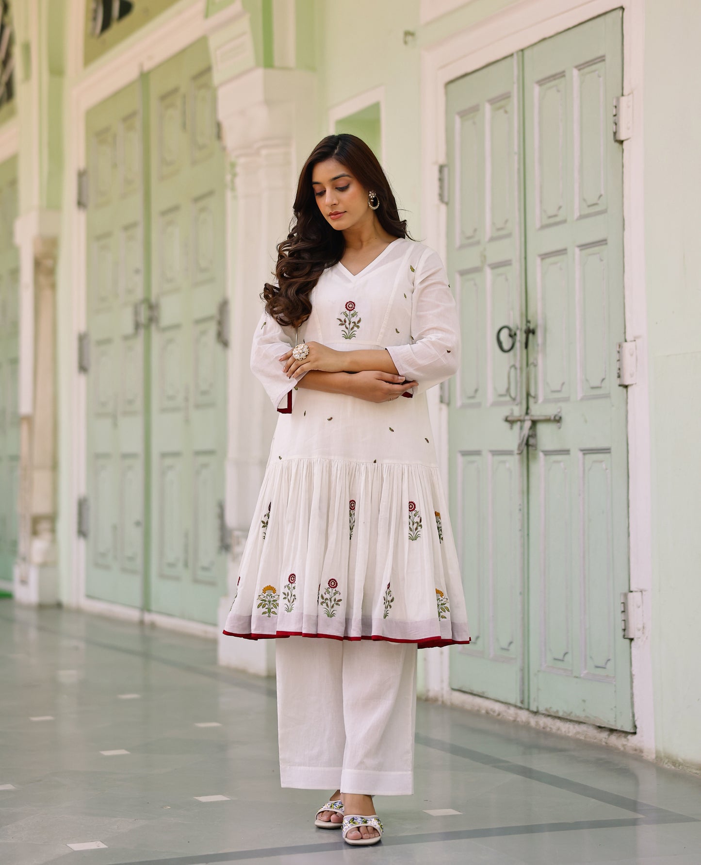 Rukhsar White Mul Cotton Kurta Set