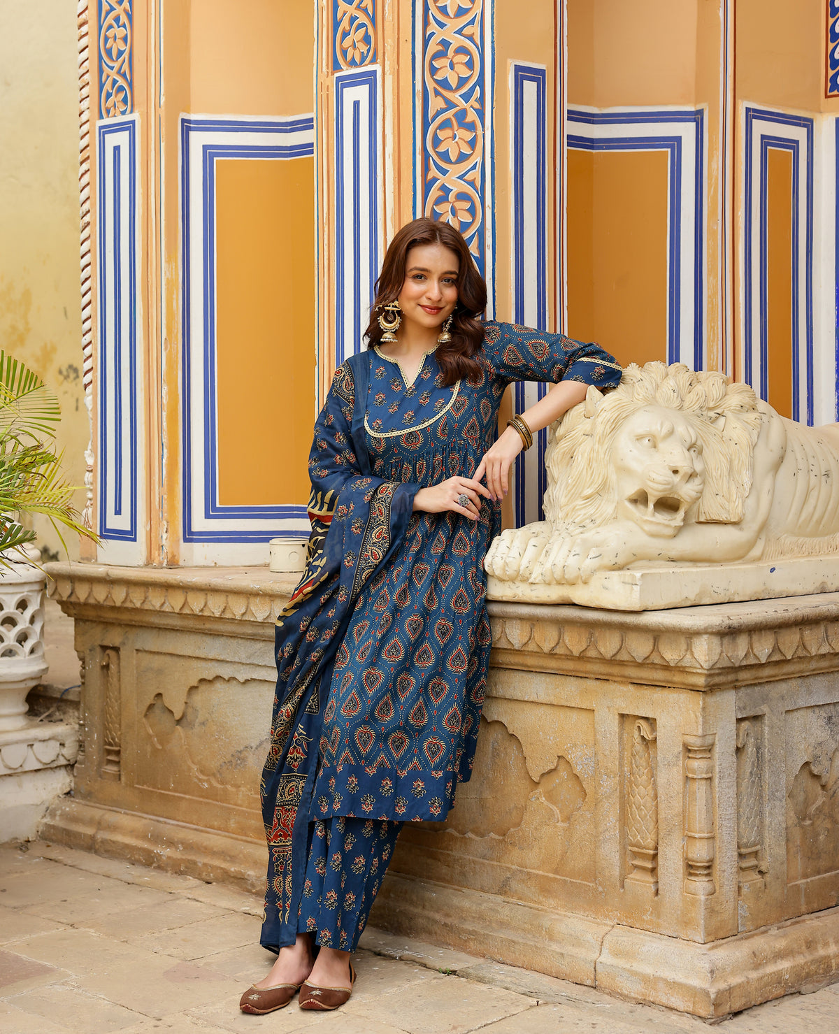 Vanya Blue Printed Cotton Suit Set
