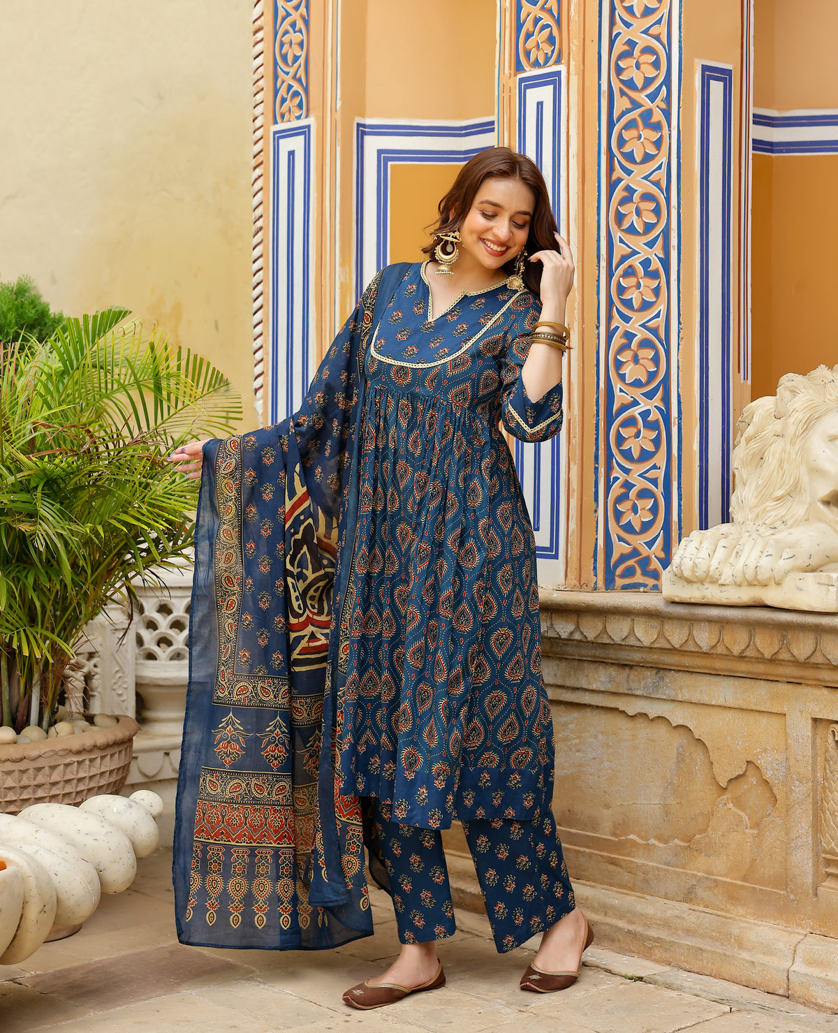 Vanya Blue Printed Cotton Suit Set