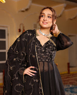 Mishri Black Oragnza Suit Set